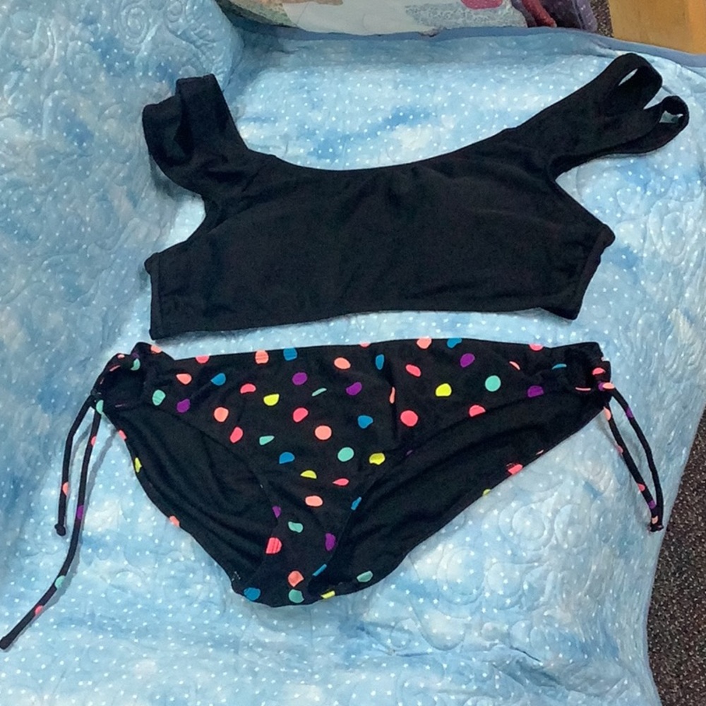 No Boundries bikini black top slit shoulders pads XL  XL polka-dotted bo…